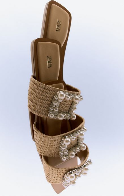 Las sandalias planas de Zara con perlas para ir de lo más cómoda a una boda