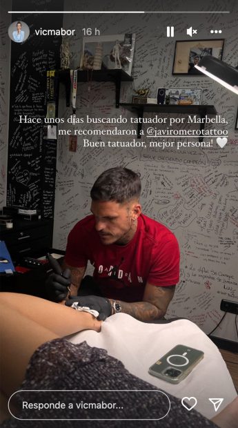 Victoria Federica tatuando / Instagram