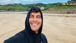 Mario Casas sonriendo / Instagram