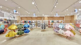 La sudadera básica y con capucha de Lefties para volver a hacer ejercicio