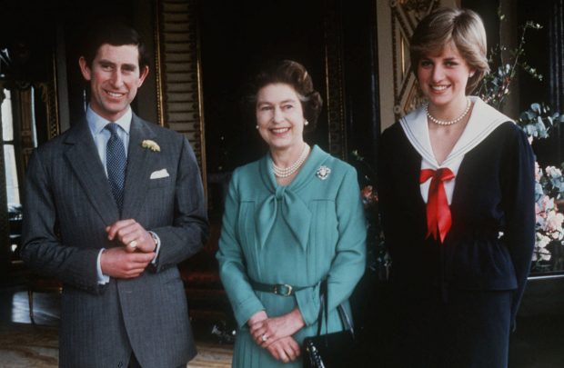 La Reina Isabel con Diana y Carlos de Gales / Gtres