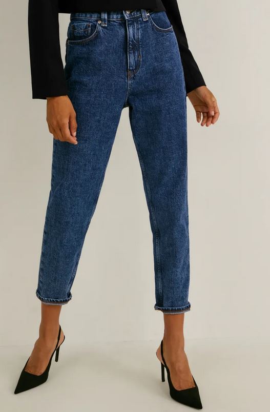 Los mom jeans de C&A que hacen tipazo y hay hasta la talla 48