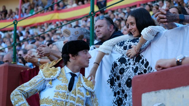 Victoria Federica viendo torear a Roca Rey en Valladolid / Gtres