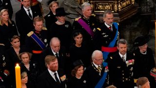 Los Reyes de España en el funeral por la reina Isabel II / Gtres