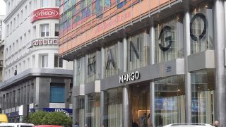 El mono largo de Mango Outlet con un súper descuento para este otoño