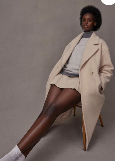 No podrás resistirte: el abrigo color crema de Primark por sólo 17 euros