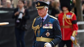 Carlos III en el funeral de Isabel II / Gtres