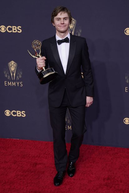 Evan Peters en los Premios Emmy / Gtres