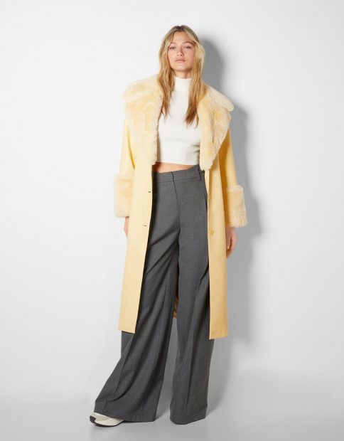 Faux Fur Detail Long Coat / Bershka
