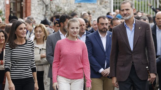 Felipe, Letizia y Leonor llegan a Cadavedo / Gtres