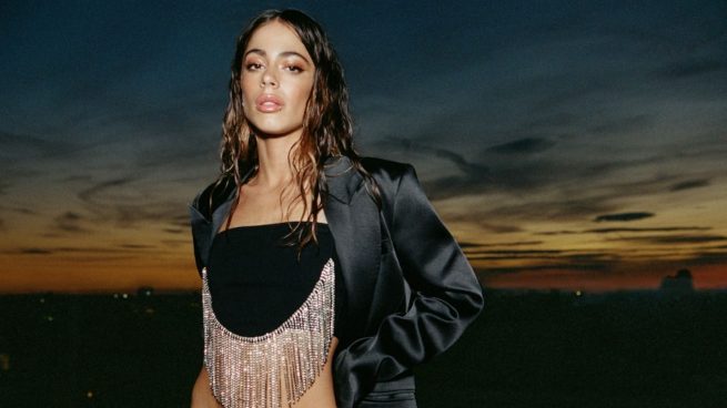 Estas navidades podrás vestir como Tini Stoessel gracias a Pull&Bear