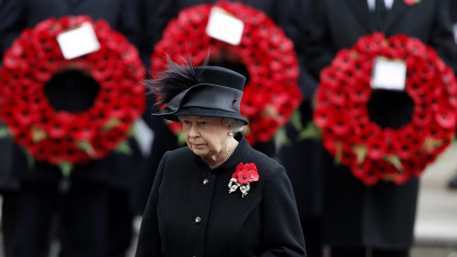 Isabel II en el Día del Recuerdo de 2009 / Gtres