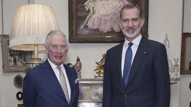 Felipe VI y Carlos III en Clarence House / Gtres