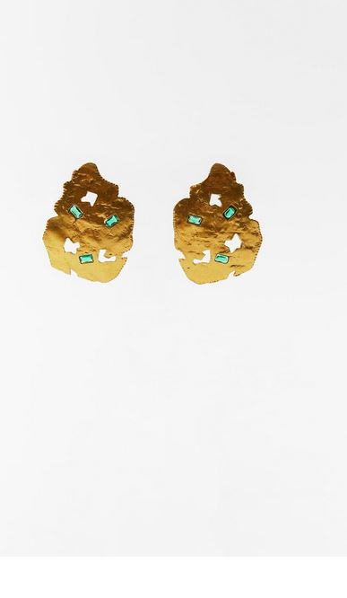 Complement your Christmas Eve or New Year's Eve look with these Zara earrings