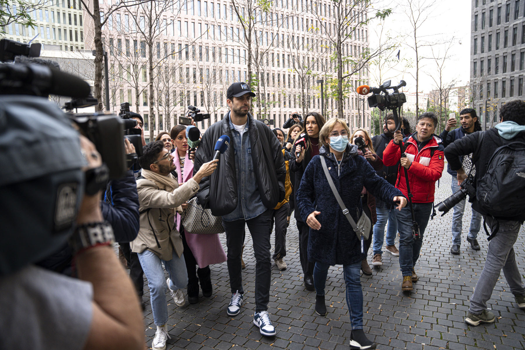 Gerard Piqué, saliendo del juicio / Gtres