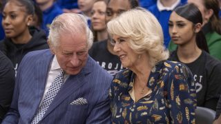 El Rey Carlos y Camilla Parker-Bowles juntos. / Gtres