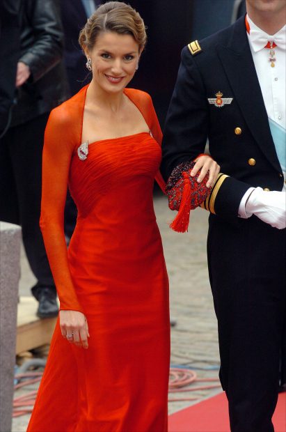 La Reina Letizia con un diseño de Lorenzo Caprile / Gtres