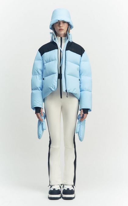 Zara has the most complete down jacket for the snow: a garment in detail that is almost sold out