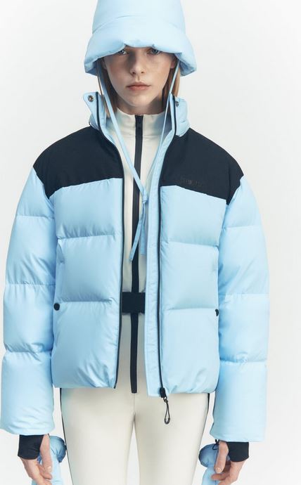 Zara has the most complete down jacket for the snow: a garment in detail that is almost sold out