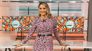 Alba Carrillo viraliza el vestido morado de Zara que hace tipazo