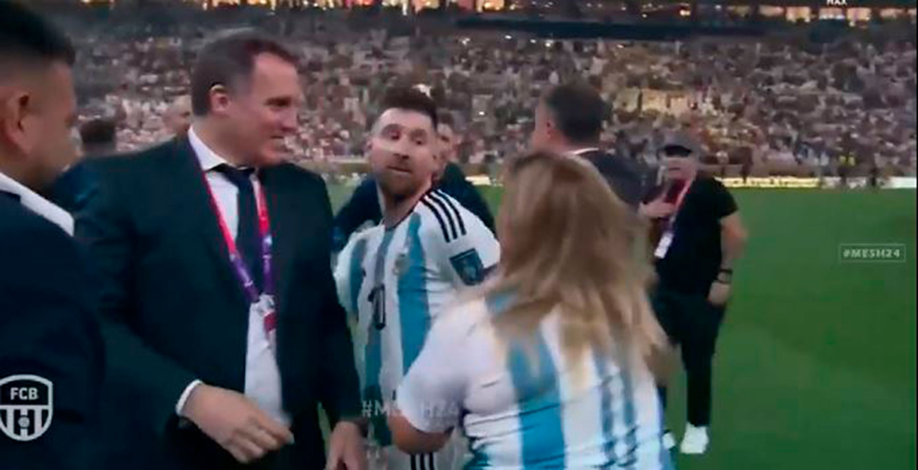 Se Conoce La Identidad De La Mujer Que Abrazó A Messi Tras El Mundial 7439