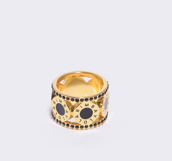 Este anillo de Bimba y Lola sienta genial y cuesta menos de 40 euros