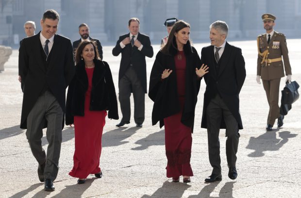 Vuelta a Varela, un nuevo anillo y un ‘momento twin’: la Reina Letizia estrena el año por todo lo alto