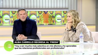 Alba Carrillo y Joaquín Prat en ‘Ya es mediodía’. / Telecinco