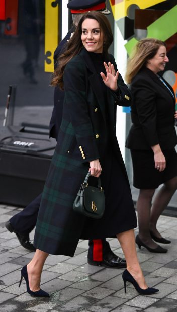 Kate Middleton saludando / Gtres