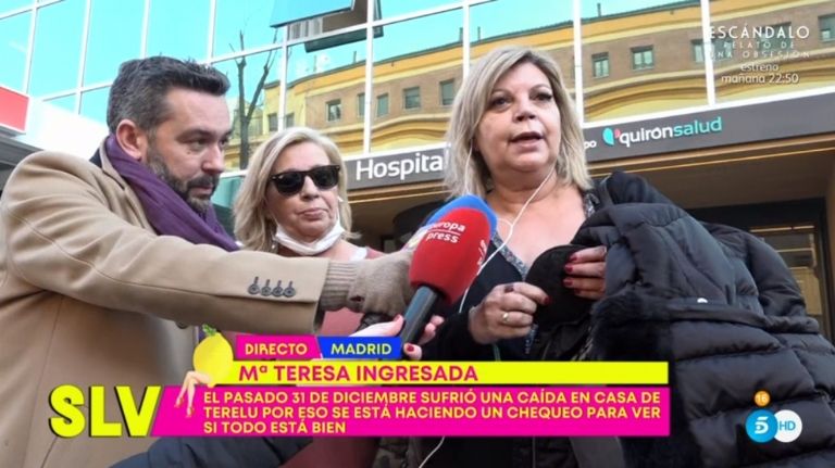 Carmen Borrego y Terelu Campos, atendiendo a la prensa / Mediaset