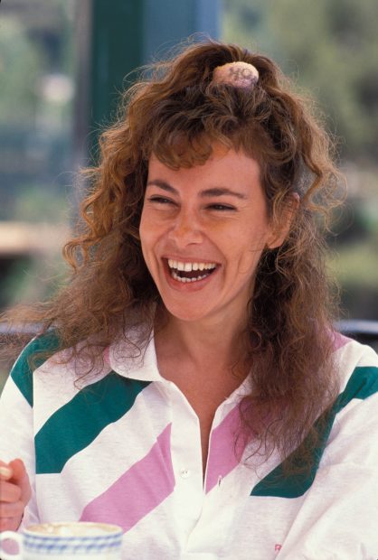 Ana Obregón sonriendo en 1980. / Gtres