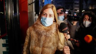 Ainhoa Armentia atendiendo a los medios de comunicación / Gtres