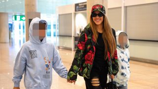 Shakira rumbo a Nueva York con sus hijos / Gtres