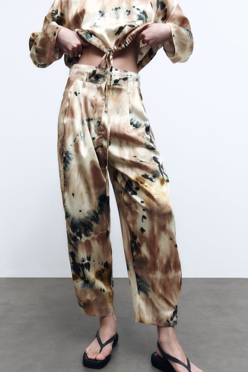 El pantalón de Zara que no te querrás quitar: cómodo y fresquito para la primavera