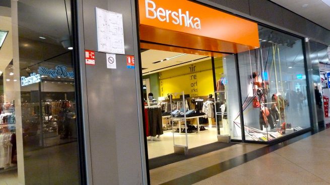 El top de Bershka que no dejarás de ver esta primavera y va genial