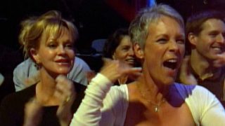 Las actrices Melanie Griffith y Jamie Lee Curtis en un programa de televisión / Gtres