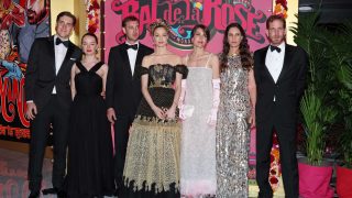 Carlota Casiraghi, Andrea Casiraghi, Tatiana Santo Domingo, la princesa Alexandra de Hannover, Ben Sylvester Strautmann, Pierre Casiraghi y Beatrice Borromeo asisten al Bal de la Rose en Montecarlo / Gtres
