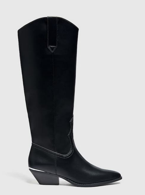 A mitad de precio las botas cowboy que siempre has querido: Pull&Bear se pasa el juego