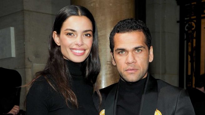 Dani Alves y Joana Sanz en un evento / Gtres