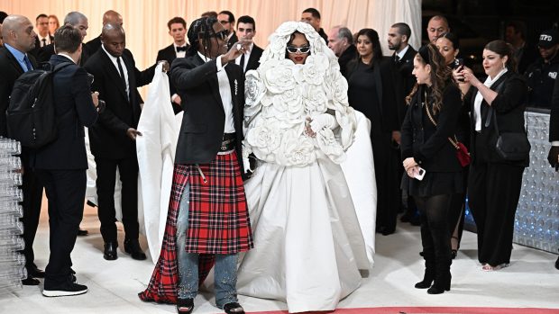 Rihanna y Asap Rocky en la gala MET / Gtres