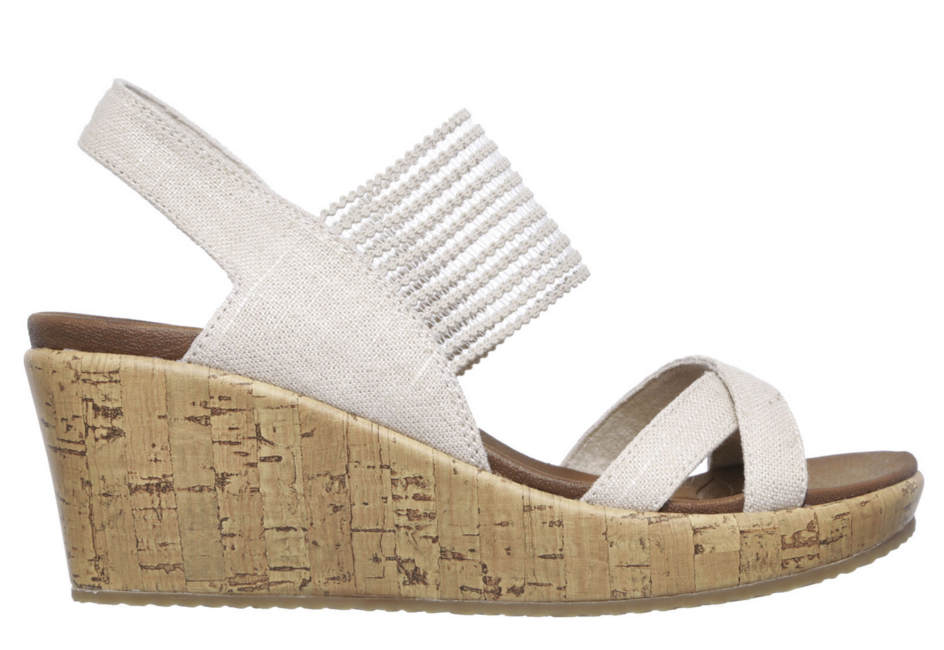 Son cómodas, quedan genial con vaqueros y baratas: las sandalias de Skechers que necesitas en tu vida