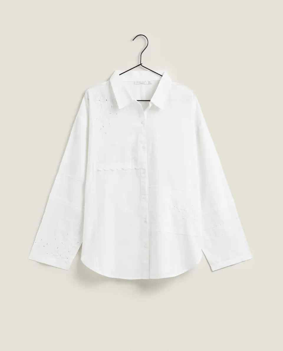 Llegan las mejores rebajas a Zara Home: esta camisa blanca te quedará estupenda