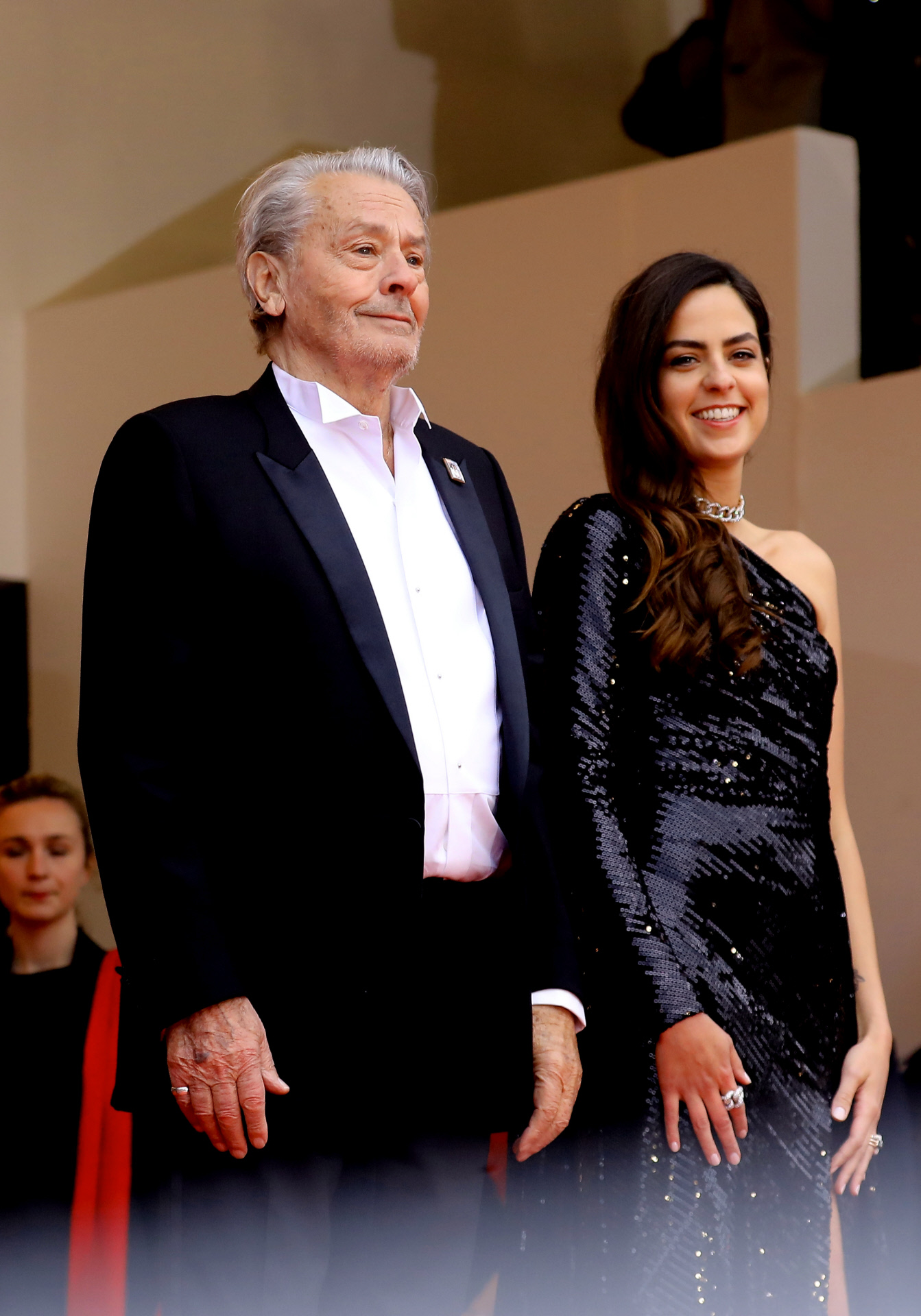 Alain Delon y su hija Anouchka Delon en la premiere de una película / Gtres