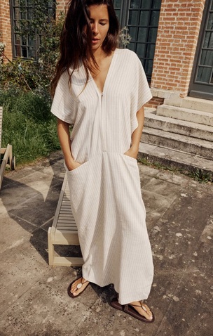 Fichamos los 10 vestidos blancos de Zara que son un auténtico sueño: los vas a querer