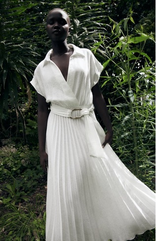 Los diez vestidos blancos de Zara para una Noche de San Juan mágica