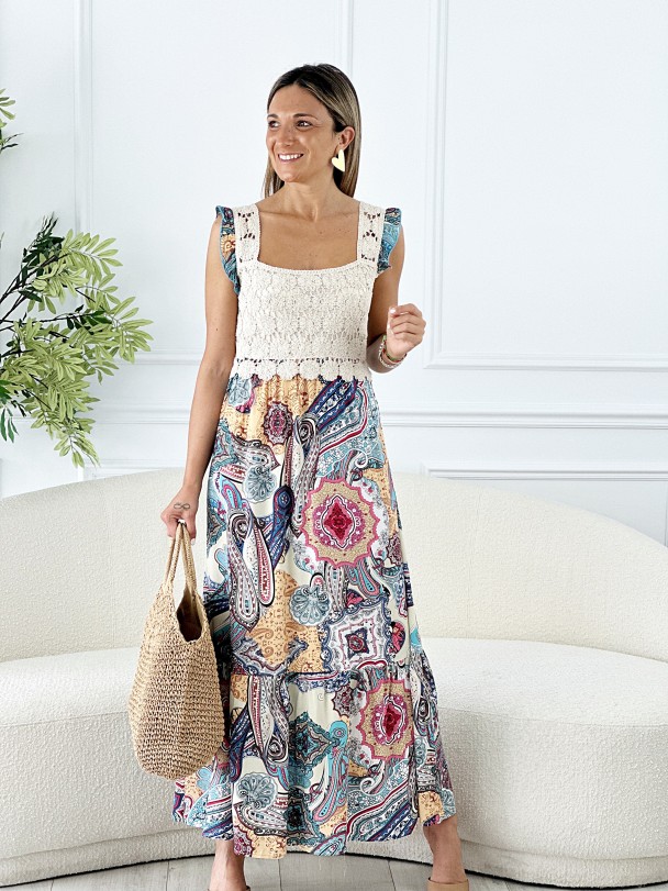 Los 10 vestidos más impresionantes de Carlota and Co, la tienda que enamora a las pijas madrileñas
