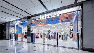 Va a ser el vestido más viral del verano y no es para menos: está en Lefties y cuesta 22 euros