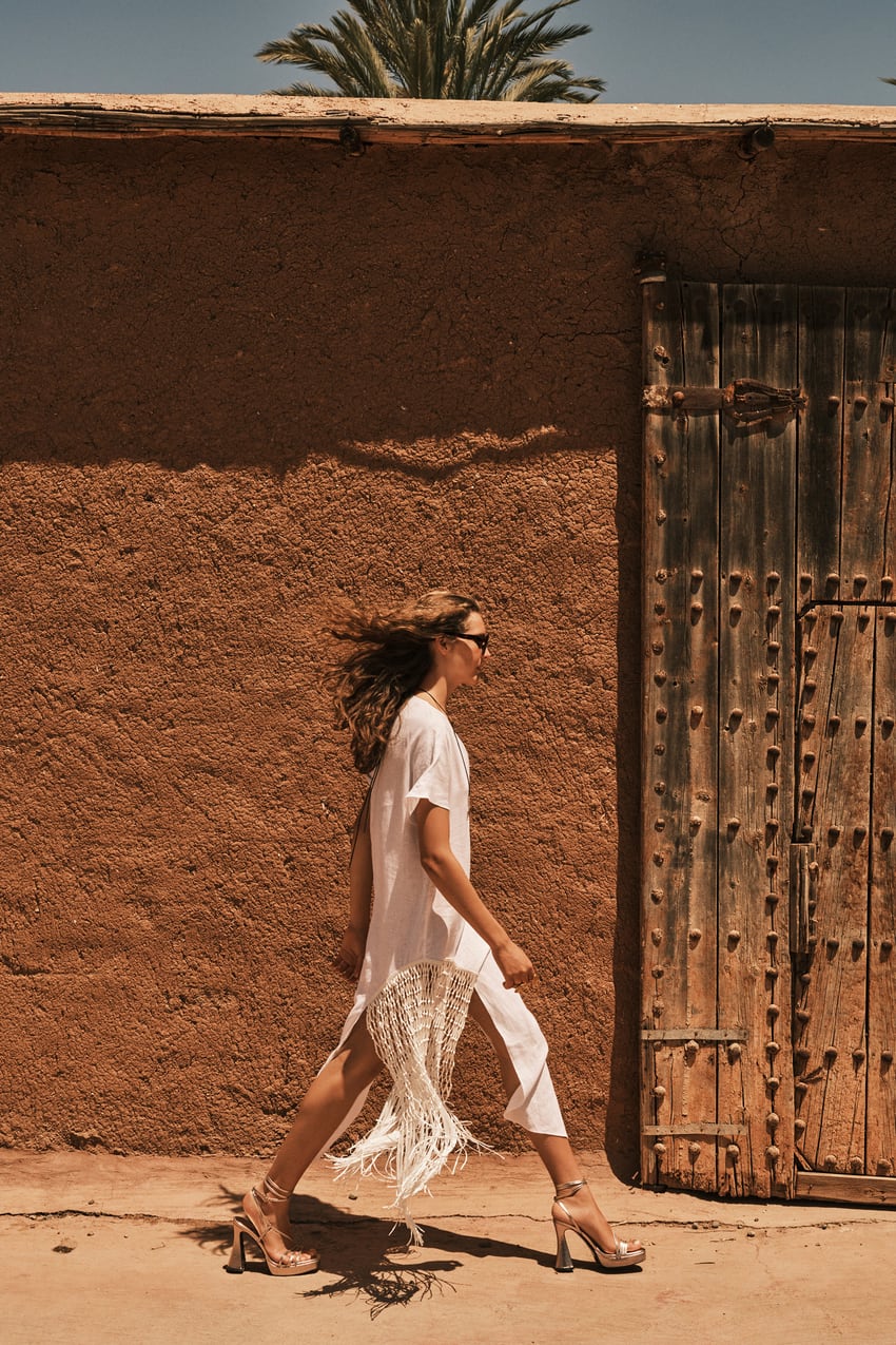 El vestido blanco de Zara que eligen las expertas en moda: fíchalo para las rebajas
