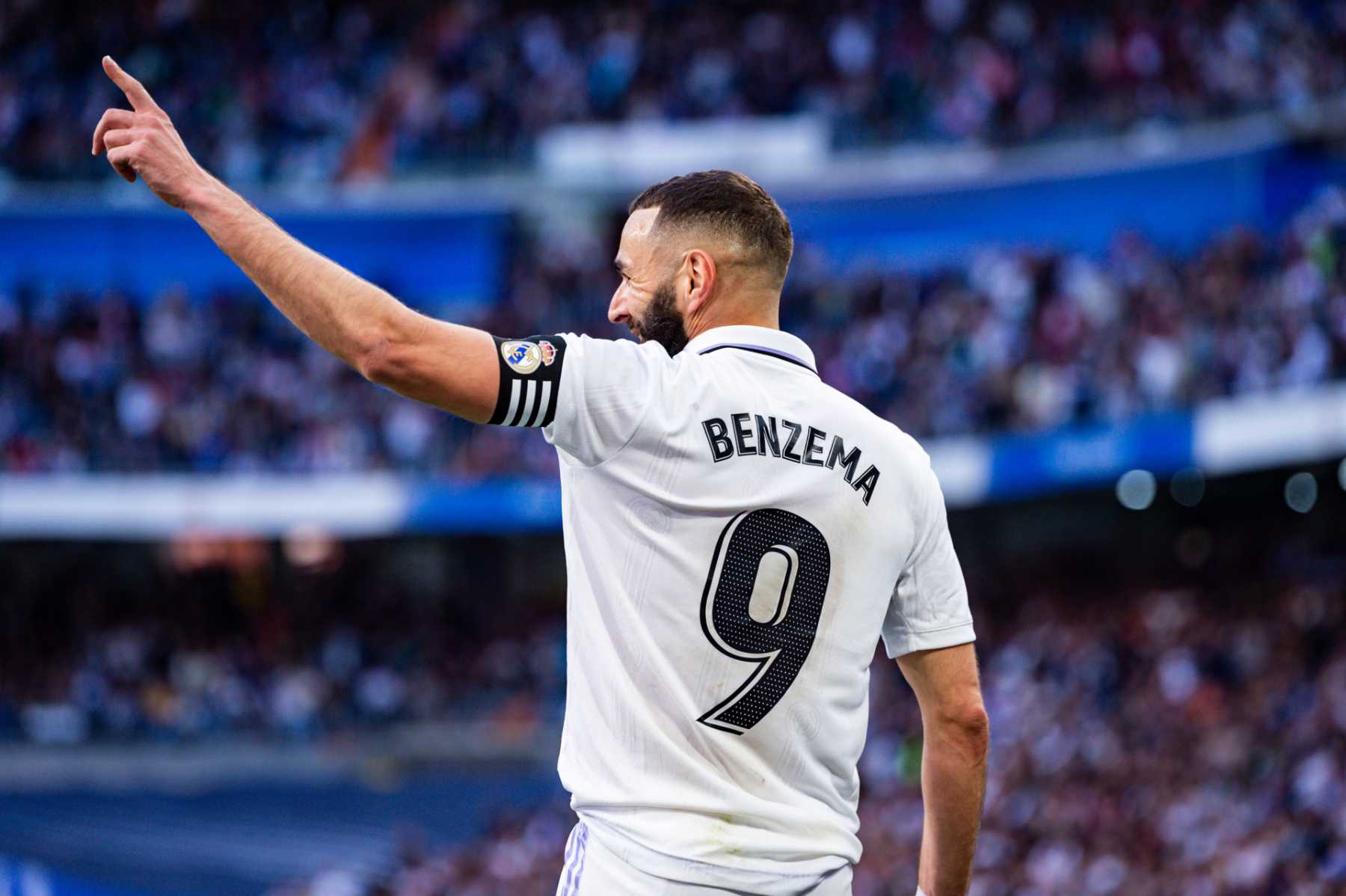 Karim Benzema durante un partido de fútbol / Gtres