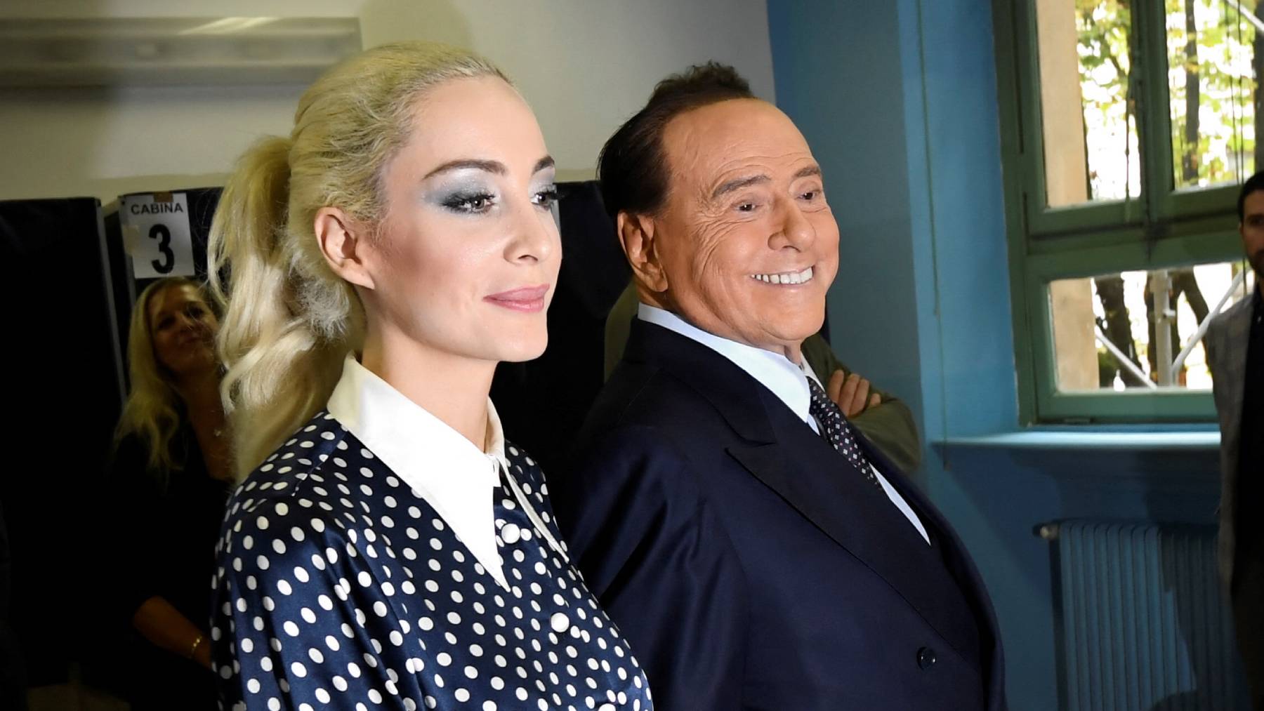 Así es Marta Fascina, la última mujer de Berlusconi, 53 años menor que él